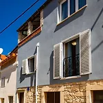 Ana Lotre Apartman