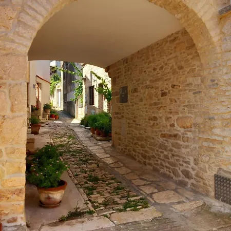 Ana Lotre Apartmán *