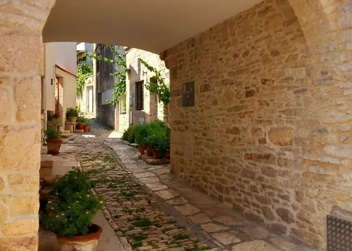 Ana Lotre Apartment *