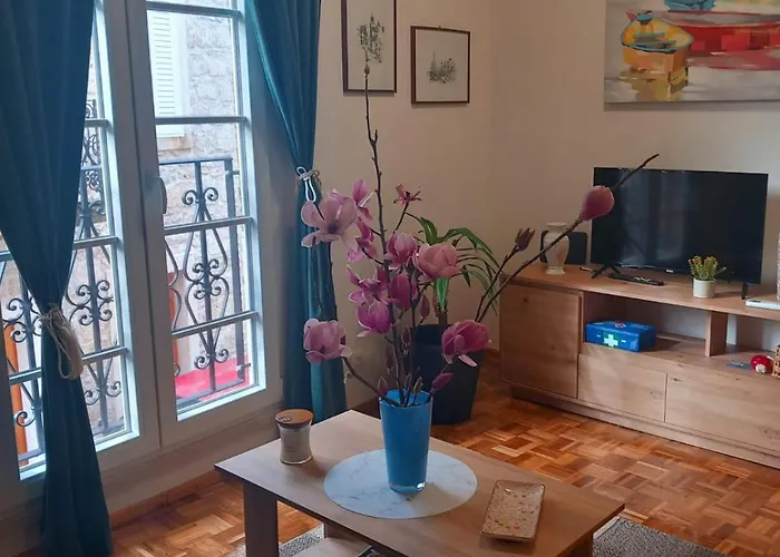Apartment Ana Lotre
